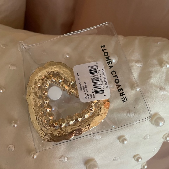 Stoney Clover Lane Heart Broach Pin - Picture 2 of 2